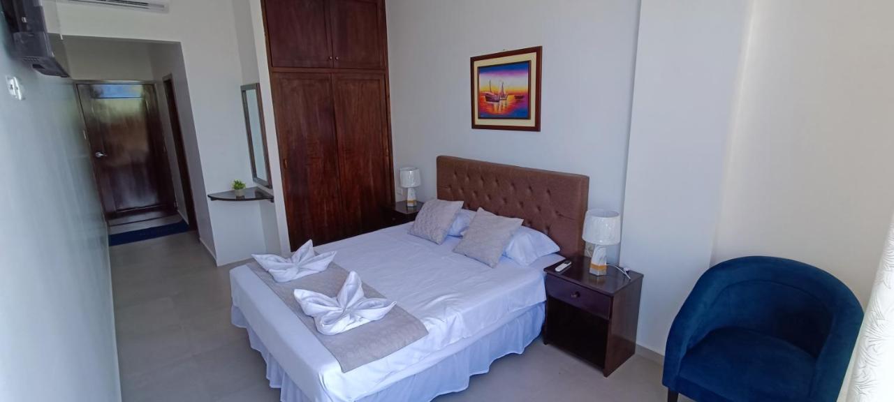 Bed and Breakfast Mantarraya Puerto Baquerizo Moreno Exterior foto